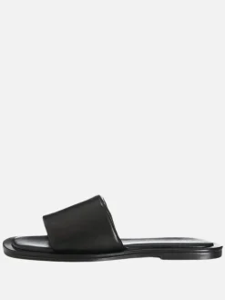 Keera - Black